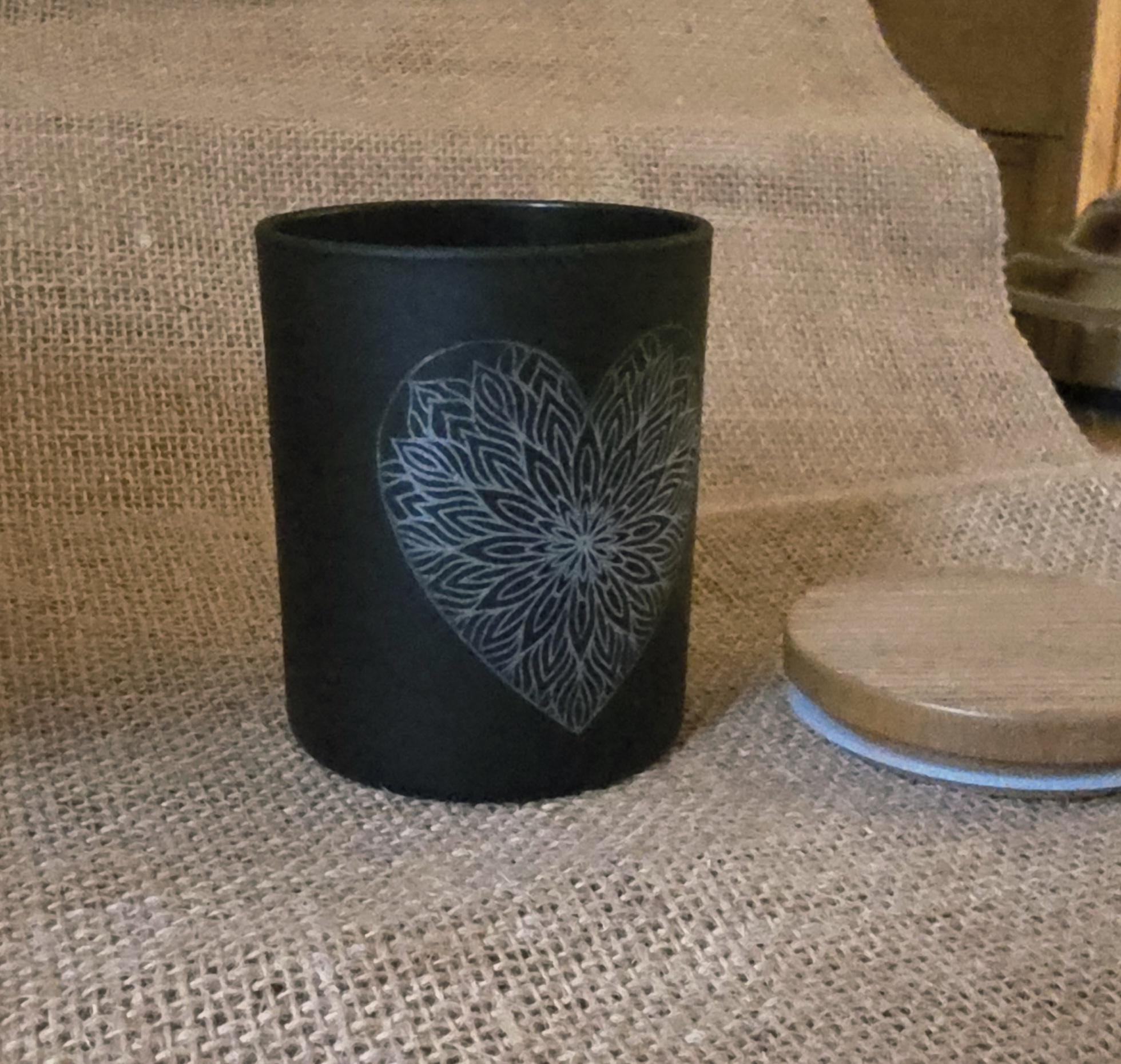 Mandala heart strawberry scented candle