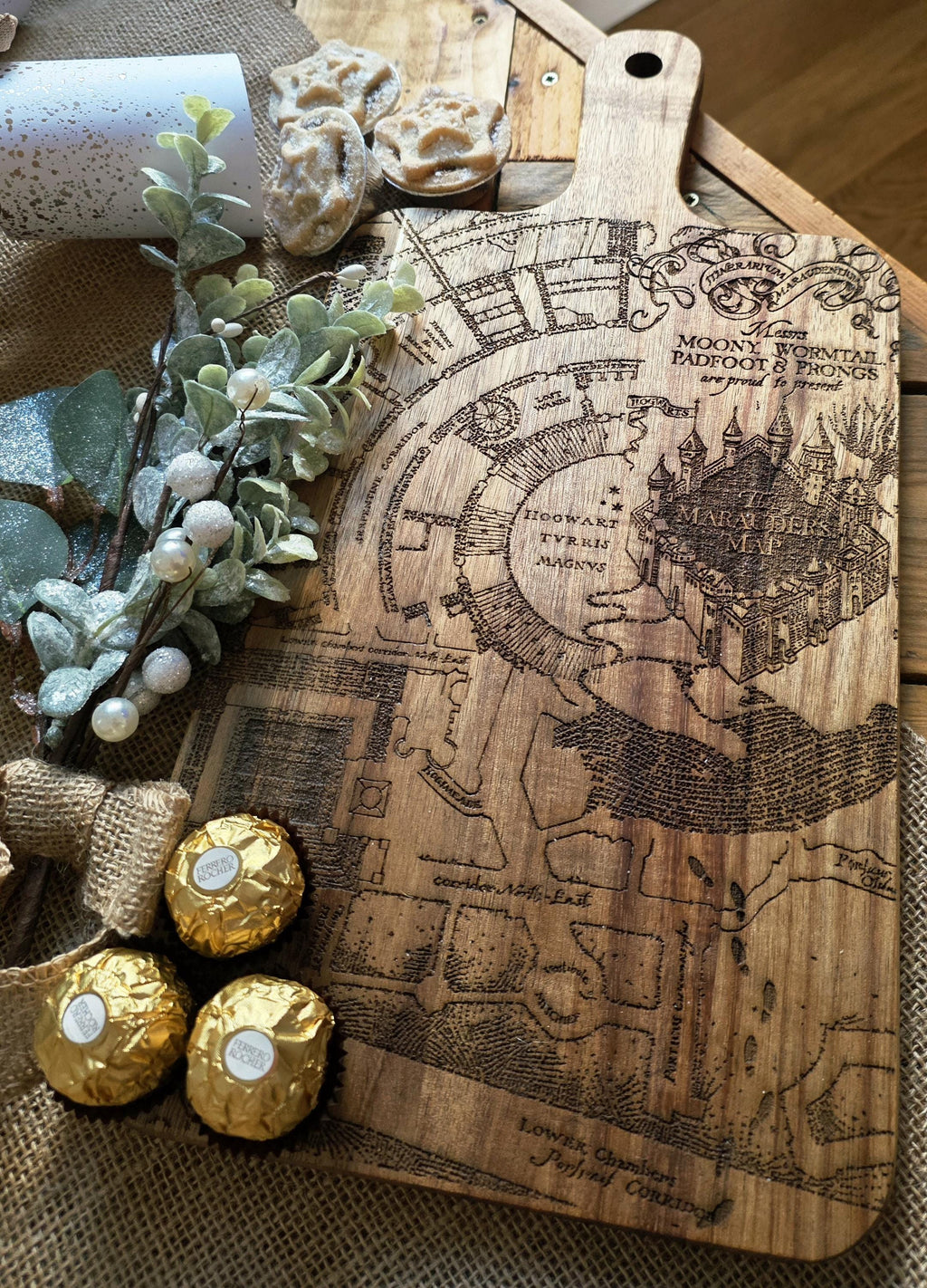 Marauders map fan art serving board- cheese charcuterie chopping board in acacia wood