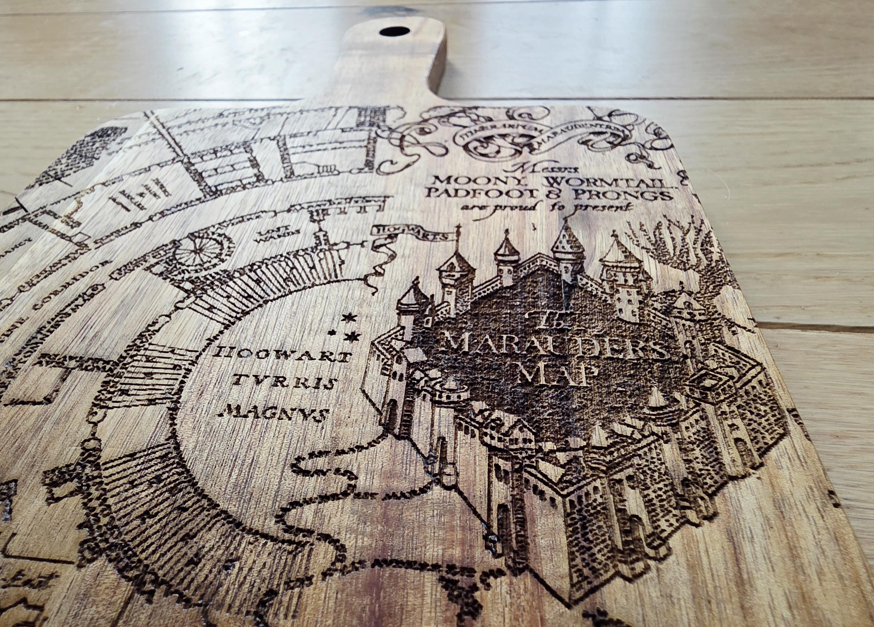 Marauders map fan art serving board- cheese charcuterie chopping board in acacia wood