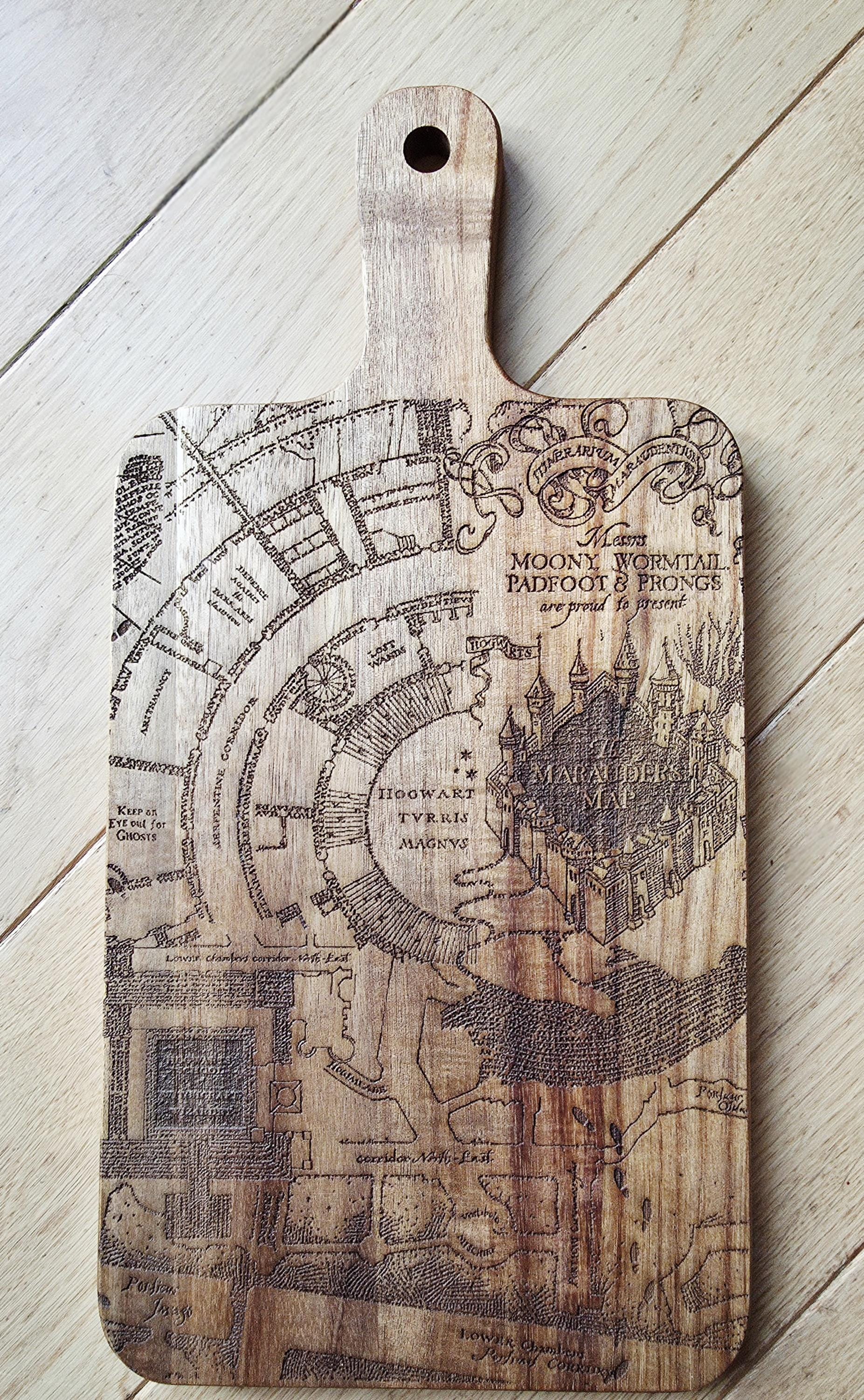 Marauders map fan art serving board- cheese charcuterie chopping board in acacia wood